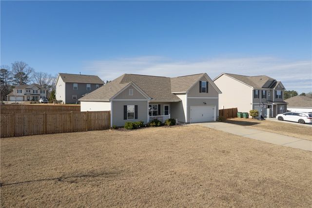 198 Sunny Point Loop, Central, SC 29630