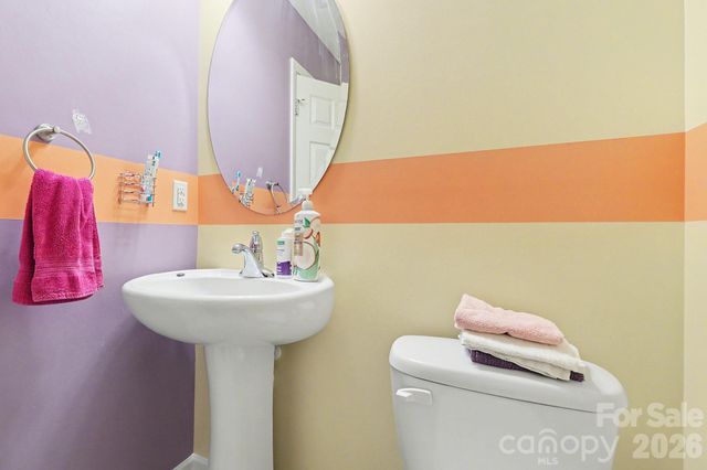 4022 Linsbury Court, Charlotte, NC 28213