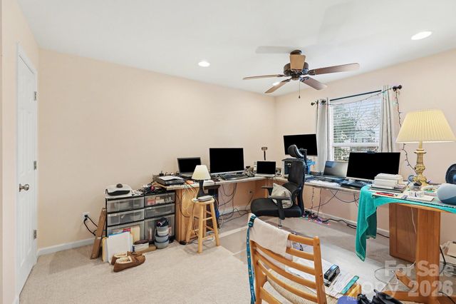 4022 Linsbury Court, Charlotte, NC 28213