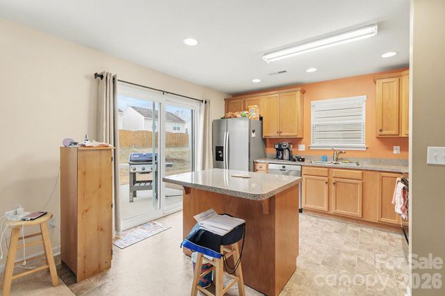 4022 Linsbury Court, Charlotte, NC 28213