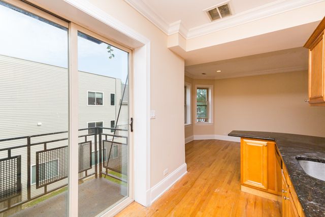 3508 W Cortland Street 2N, Chicago, IL 60647