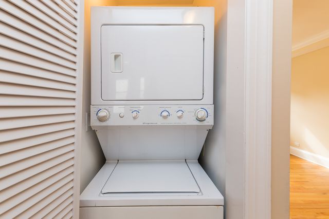 3508 W Cortland Street 2N, Chicago, IL 60647