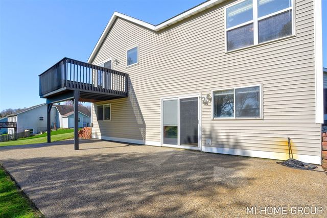 3391 Heathridge Trail, Hamilton, MI 49419