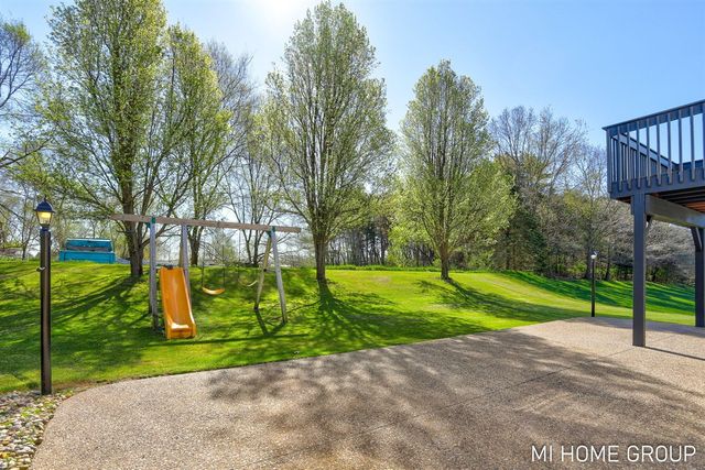 3391 Heathridge Trail, Hamilton, MI 49419