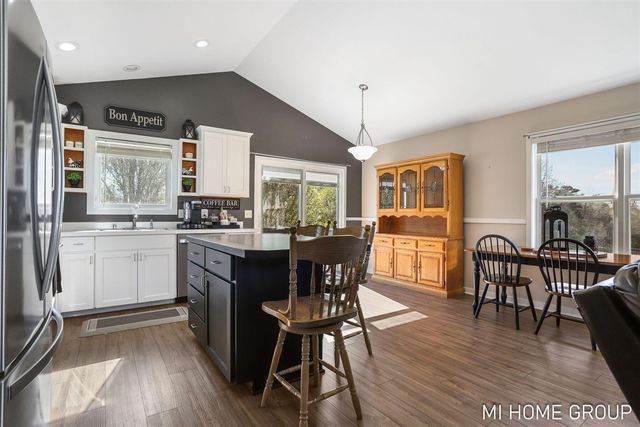 3391 Heathridge Trail, Hamilton, MI 49419