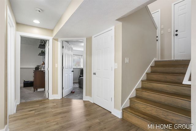 3391 Heathridge Trail, Hamilton, MI 49419