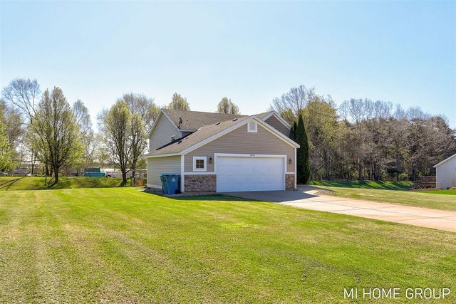 3391 Heathridge Trail, Hamilton, MI 49419