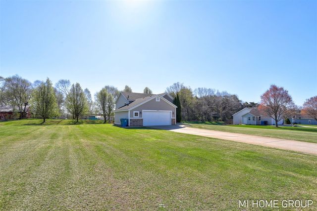 3391 Heathridge Trail, Hamilton, MI 49419