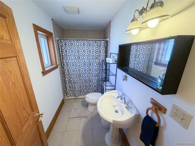 703 Saint John Street, Wyandotte, MI 48192