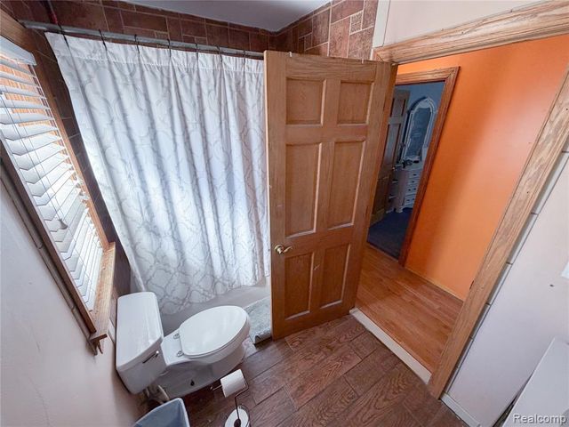703 Saint John Street, Wyandotte, MI 48192