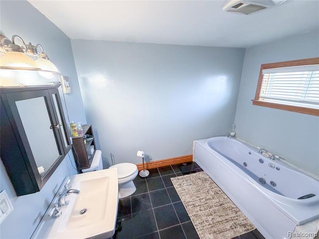 703 Saint John Street, Wyandotte, MI 48192