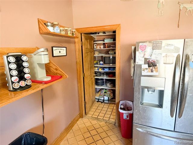 703 Saint John Street, Wyandotte, MI 48192