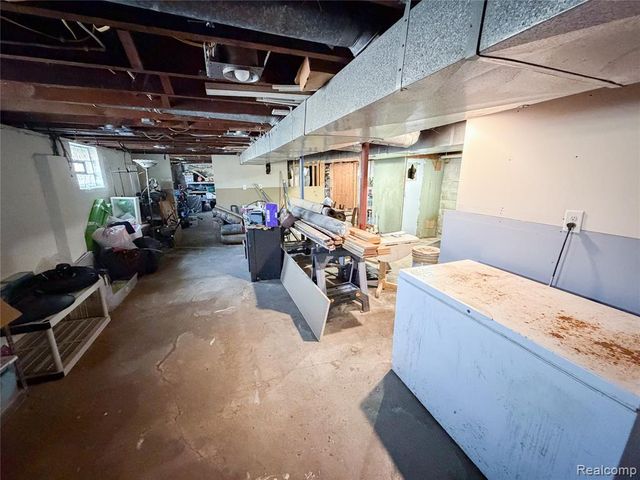 703 Saint John Street, Wyandotte, MI 48192