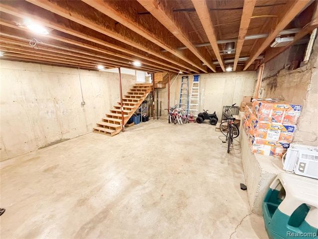 703 Saint John Street, Wyandotte, MI 48192