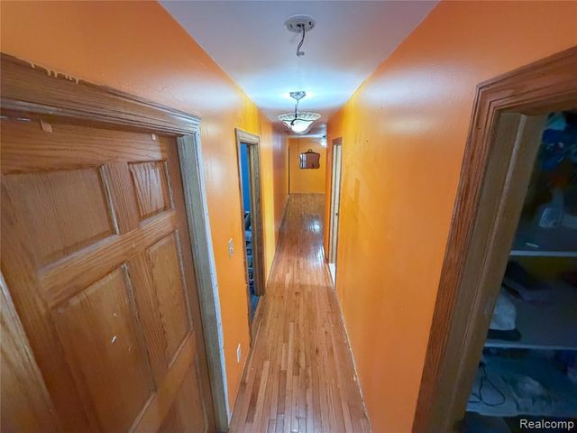 703 Saint John Street, Wyandotte, MI 48192