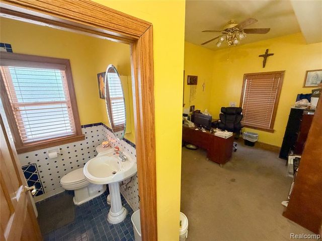 703 Saint John Street, Wyandotte, MI 48192