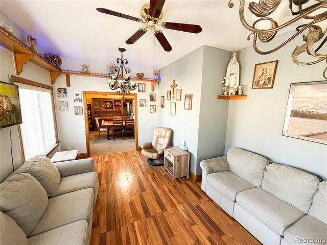 703 Saint John Street, Wyandotte, MI 48192