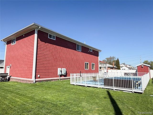 703 Saint John Street, Wyandotte, MI 48192