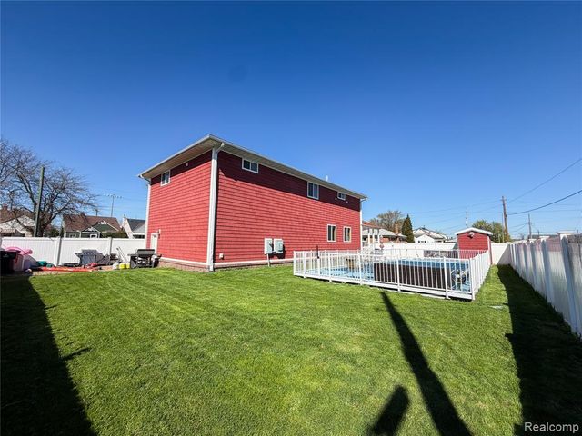 703 Saint John Street, Wyandotte, MI 48192