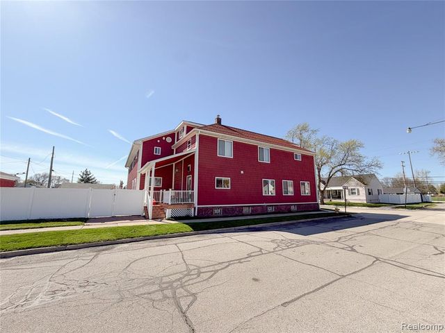 703 Saint John Street, Wyandotte, MI 48192