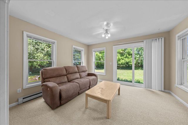 17672 Kettering Trail, Lakeville, MN 55044