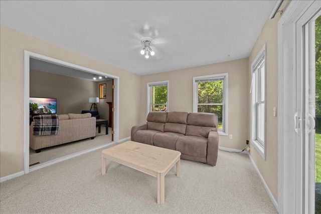 17672 Kettering Trail, Lakeville, MN 55044