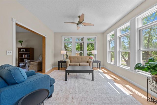 17672 Kettering Trail, Lakeville, MN 55044