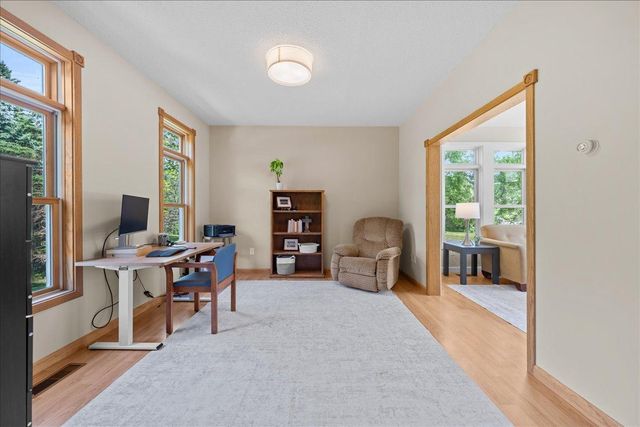 17672 Kettering Trail, Lakeville, MN 55044