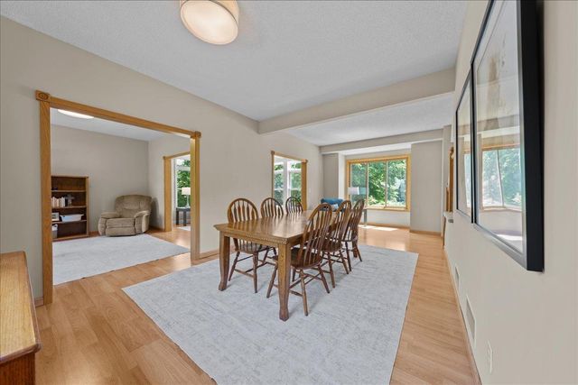 17672 Kettering Trail, Lakeville, MN 55044