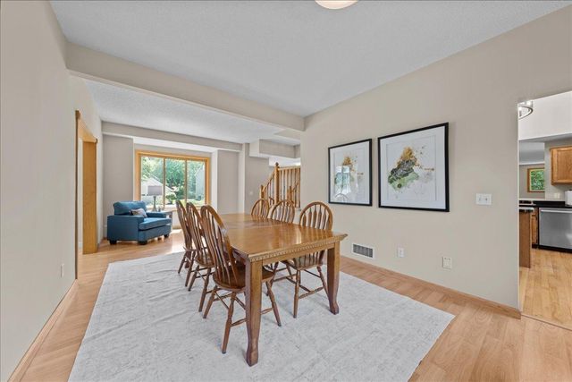 17672 Kettering Trail, Lakeville, MN 55044
