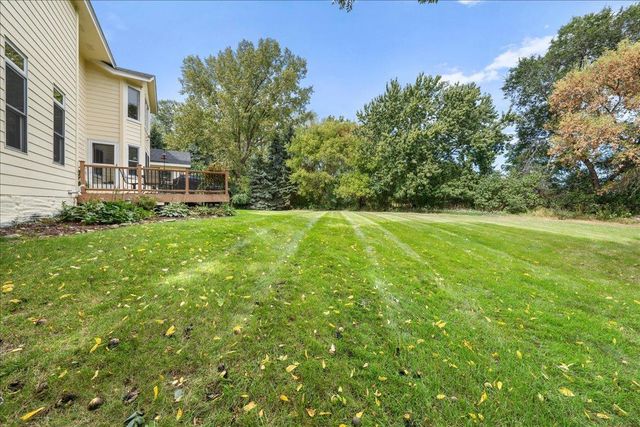 17672 Kettering Trail, Lakeville, MN 55044