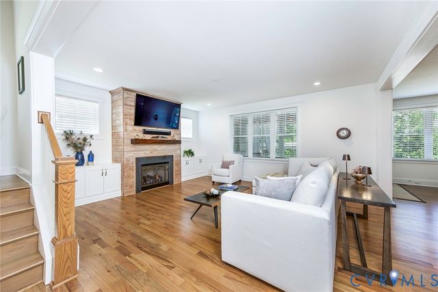 2112 Avada Dr, Midlothian, VA 23112