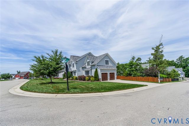 2112 Avada Dr, Midlothian, VA 23112