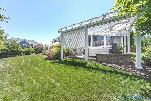 2112 Avada Dr, Midlothian, VA 23112