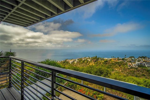 881 Quivera Street, Laguna Beach, CA 92651