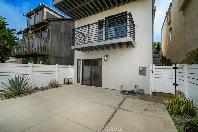 881 Quivera Street, Laguna Beach, CA 92651