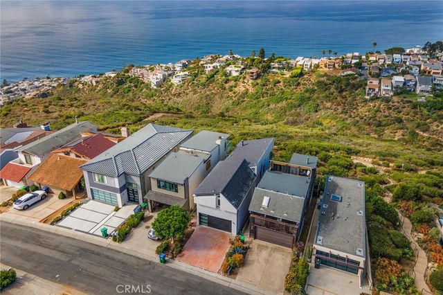 881 Quivera Street, Laguna Beach, CA 92651
