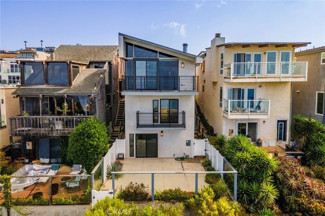 881 Quivera Street, Laguna Beach, CA 92651