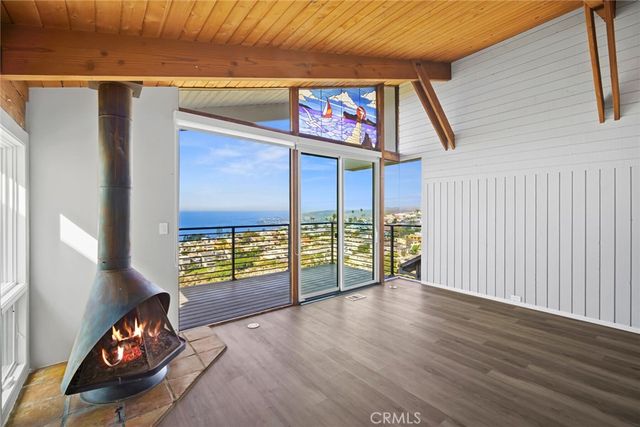 881 Quivera Street, Laguna Beach, CA 92651