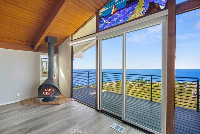 881 Quivera Street, Laguna Beach, CA 92651