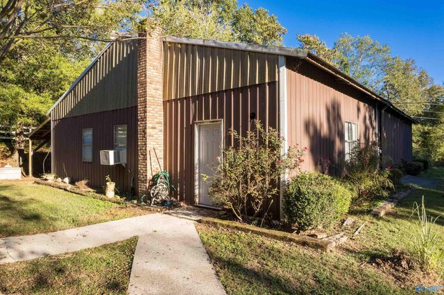 1412 County Road 1193, Vinemont, AL 35179