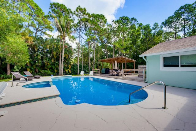 12353 61st Street N, West Palm Beach, FL 33412