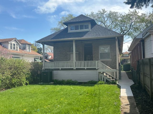8042 S Bennett Avenue, Chicago, IL 60617