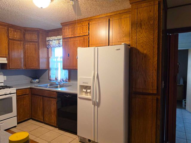 17728 WATTS RD, Fletcher, OK 73541