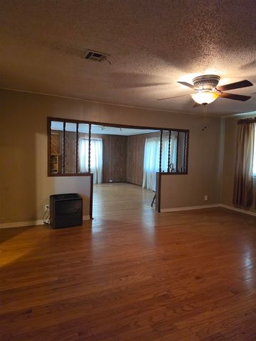 17728 WATTS RD, Fletcher, OK 73541