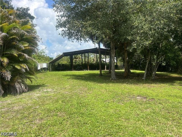 18595 Palm Creek DR 601, North Fort Myers, FL 33917