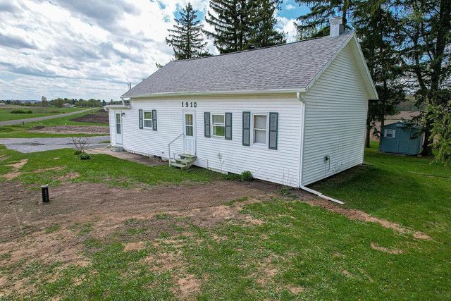 N3705 County Road G, Mauston, WI 53948