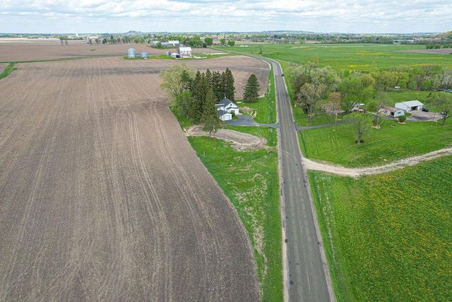 N3705 County Road G, Mauston, WI 53948