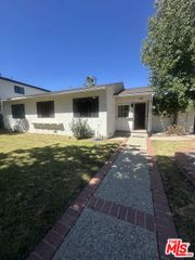 7359 Amestoy Avenue, Los Angeles, CA 91406