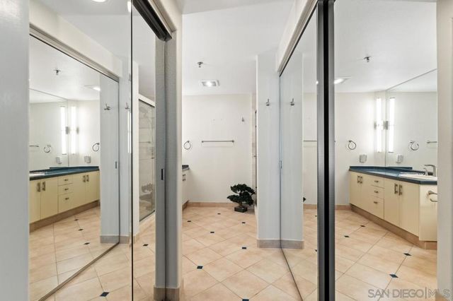 3890 Nobel 1003, San Diego, CA 92122